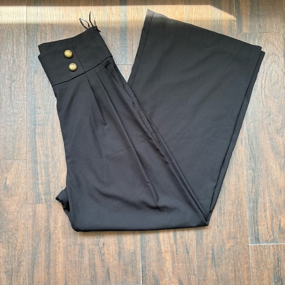 Vintage Black Wide Legged Dress Pants Size Medium - Picture 2 of 8